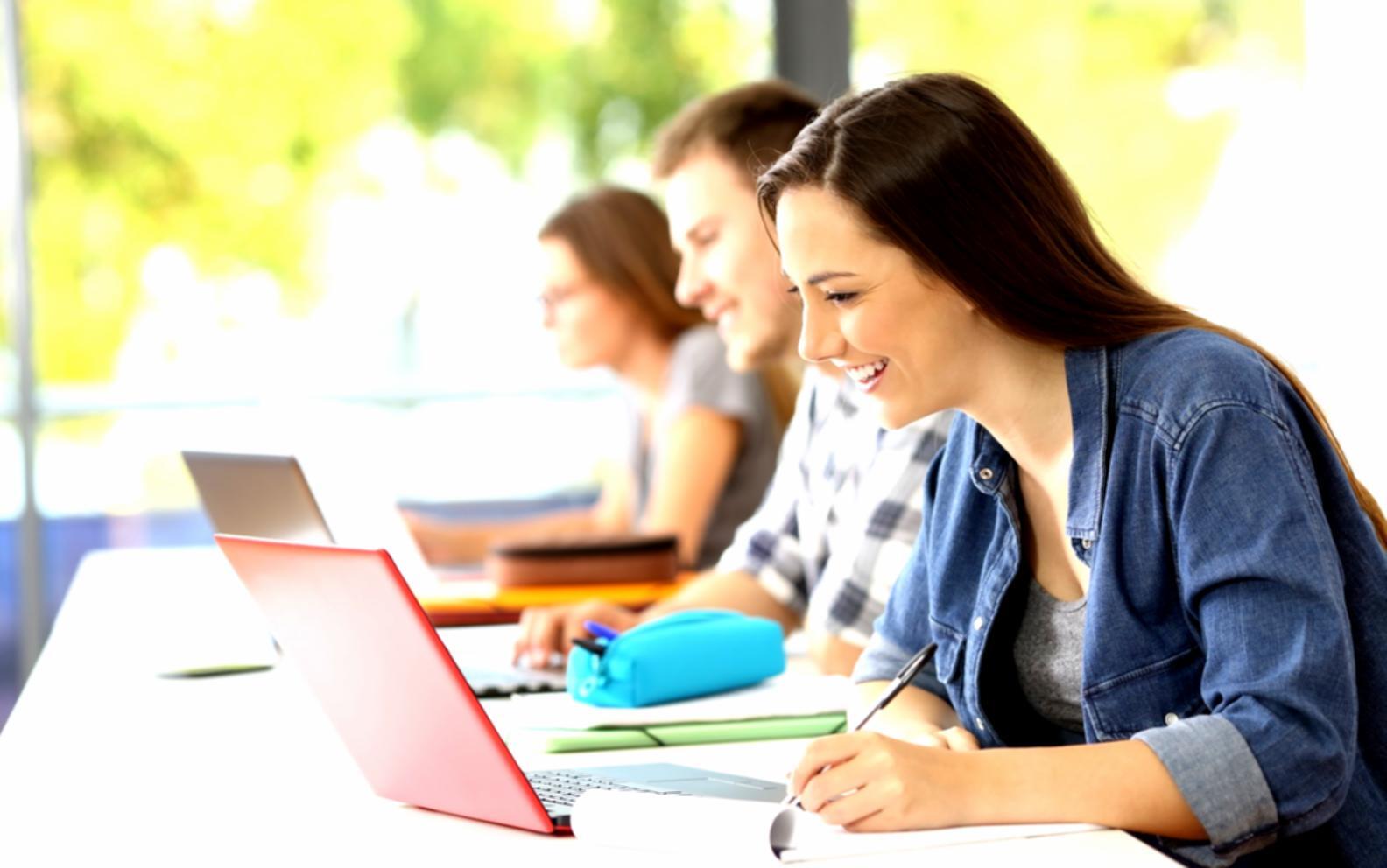 Творчий процес у навчальній студії Nymtrondo